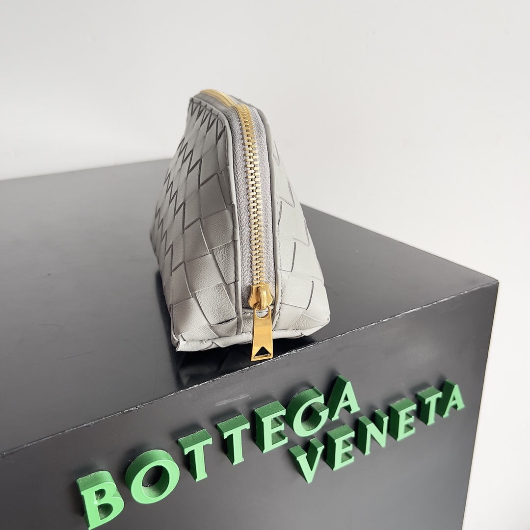 Bottega Veneta Cosmetic Bags